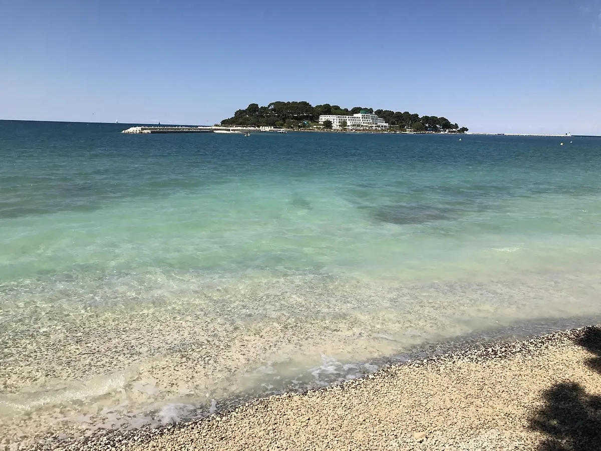 Apartments Nevia Poreč 0*,